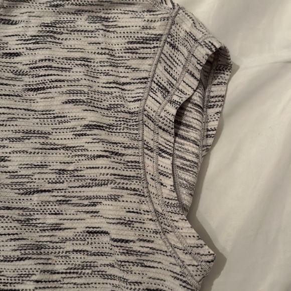 LULULEMON Love Crew Short Sleeve T-Shirt - Picture 4 of 6